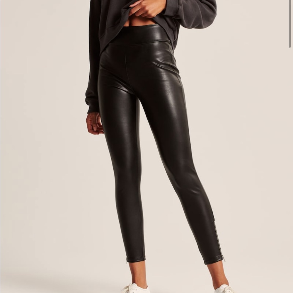Vegan Leather Zip-Ankle Leggings
